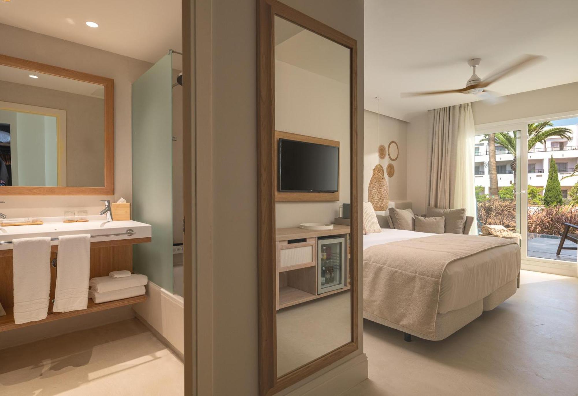 Daia Slow Beach Hotel Conil - Adults Only Recommended Conil De La Frontera Ngoại thất bức ảnh